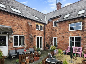 image of 4 Brunel Mews, Kidderminster Road